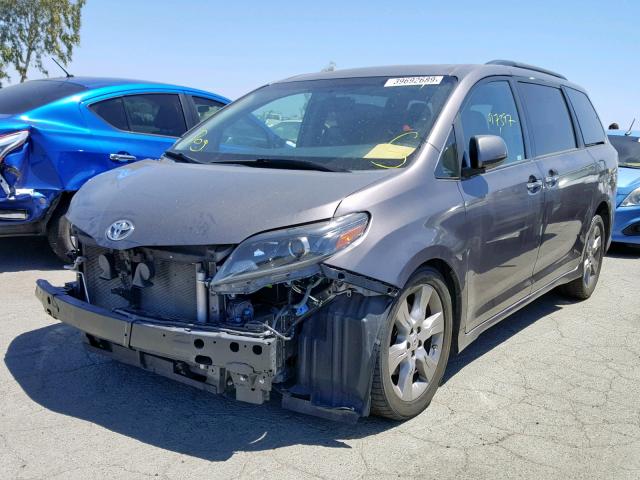 5TDXK3DC2FS530166 - 2015 TOYOTA SIENNA SPO GRAY photo 2