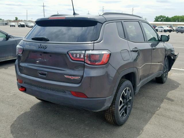 3C4NJDDB8KT722344 - 2019 JEEP COMPASS TR GRAY photo 4