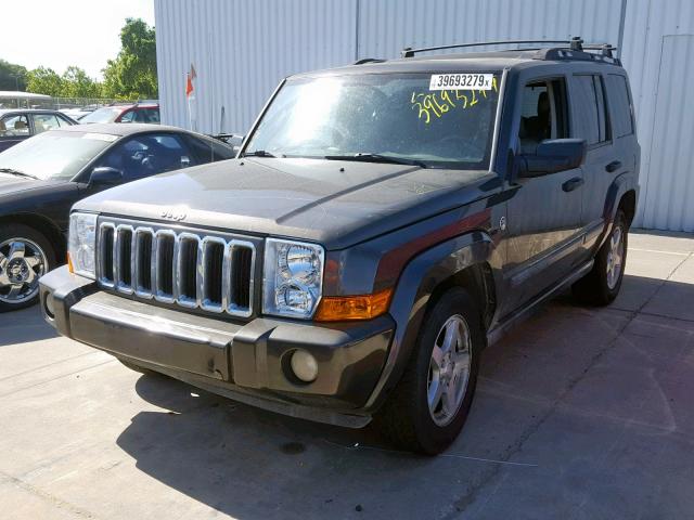 1J8HG48N86C337828 - 2006 JEEP COMMANDER GREEN photo 2