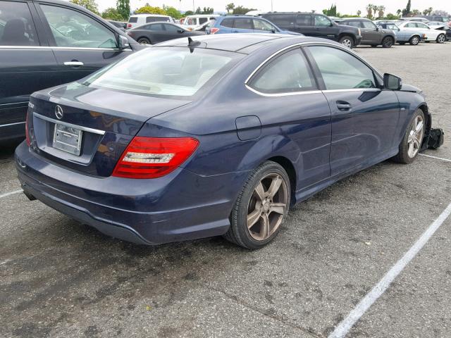 WDDGJ4HBXCF790522 - 2012 MERCEDES-BENZ C 250 BLUE photo 4