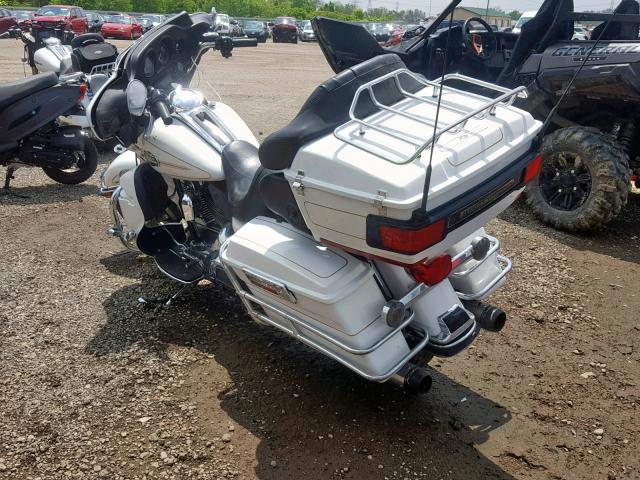 1HD1FC4178Y620699 - 2008 HARLEY-DAVIDSON FLHTCUI WHITE photo 3