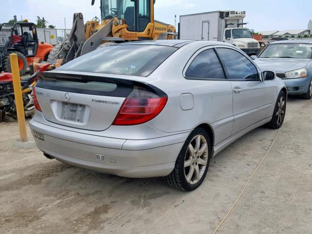 WDBRN47J32A376704 - 2002 MERCEDES-BENZ C 230K SPO SILVER photo 4