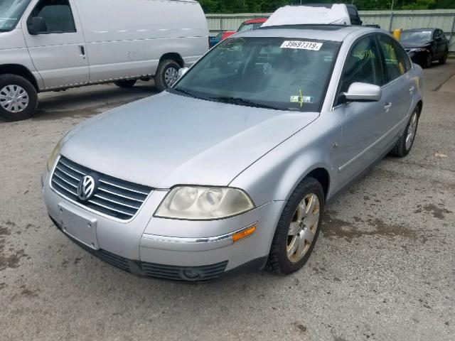 WVWTH63B51P265916 - 2001 VOLKSWAGEN PASSAT GLX GRAY photo 2