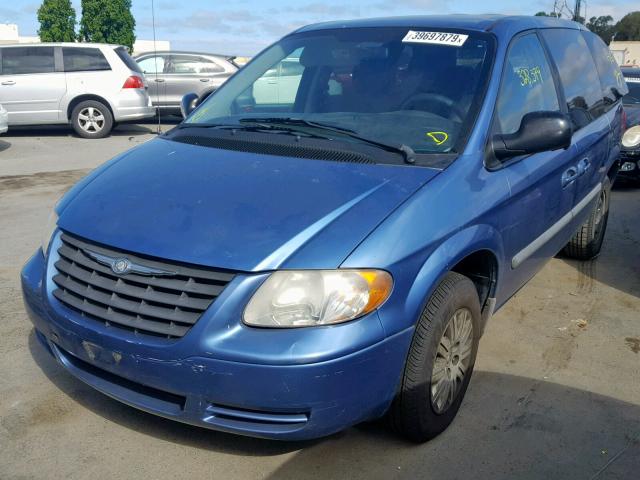 1A8GJ45R17B145372 - 2007 CHRYSLER TOWN & COU BLUE photo 2