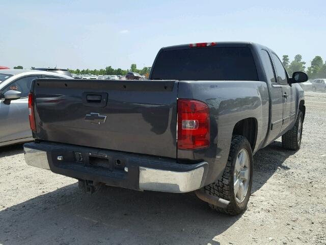 1GCSCSEA8AZ114256 - 2010 CHEVROLET SILVERADO GRAY photo 4