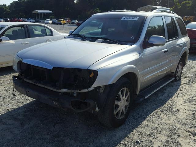 5GADT13S562138854 - 2006 BUICK RAINIER CX SILVER photo 2