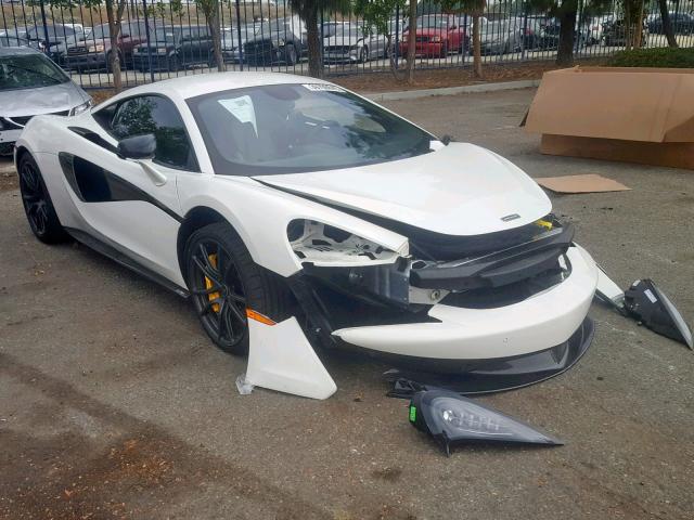 SBM13DAA2GW000204 - 2016 MCLAREN AUTOMOTIVE 570S WHITE photo 1