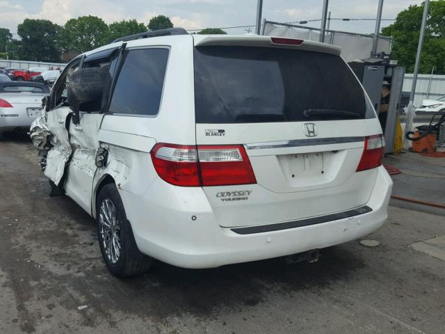 5FNRL38816B019631 - 2006 HONDA ODYSSEY TO WHITE photo 3