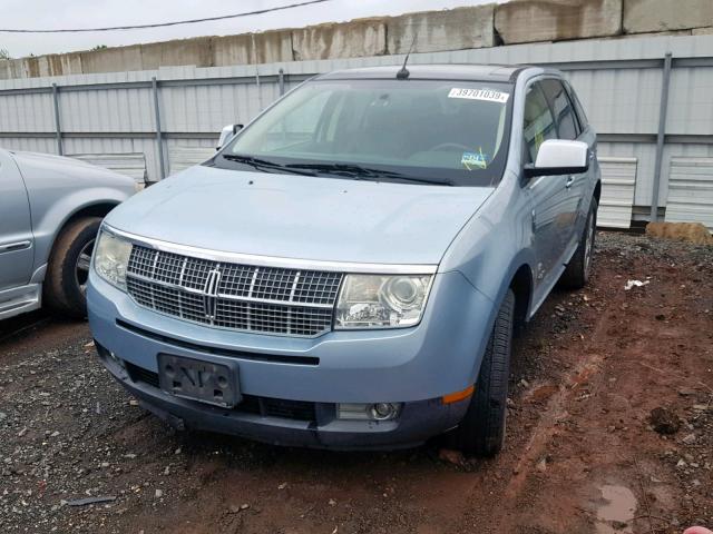 2LMDU88C28BJ00131 - 2008 LINCOLN MKX BLUE photo 2