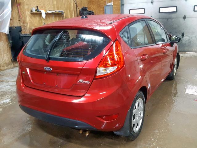 3FADP4EJ2BM140532 - 2011 FORD FIESTA SE RED photo 4