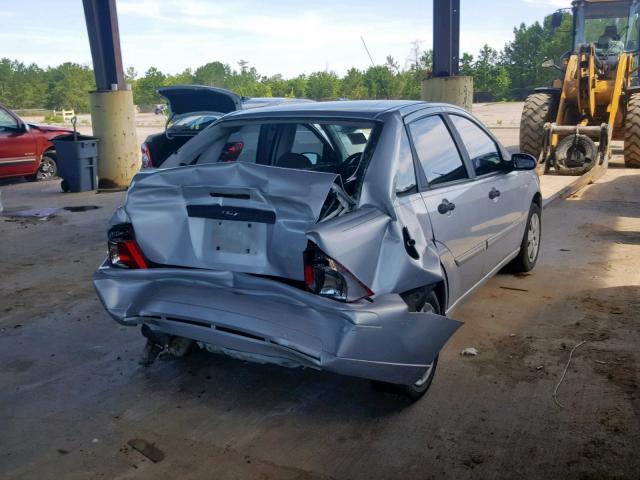 1FAFP34N27W244825 - 2007 FORD FOCUS ZX4 SILVER photo 4