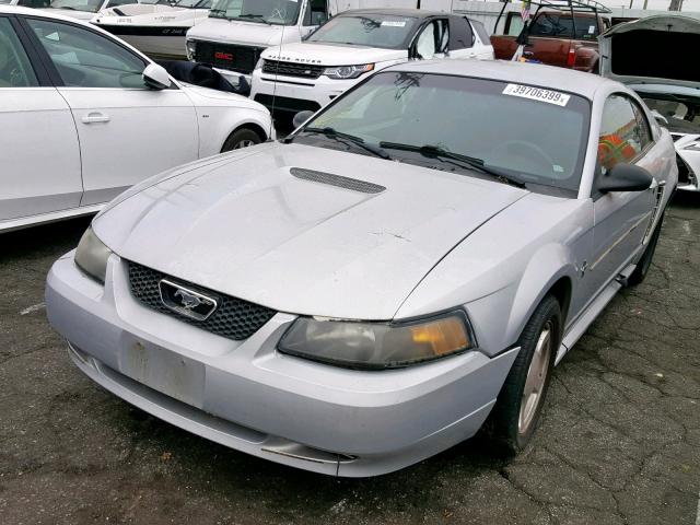 1FAFP404X2F221871 - 2002 FORD MUSTANG SILVER photo 2