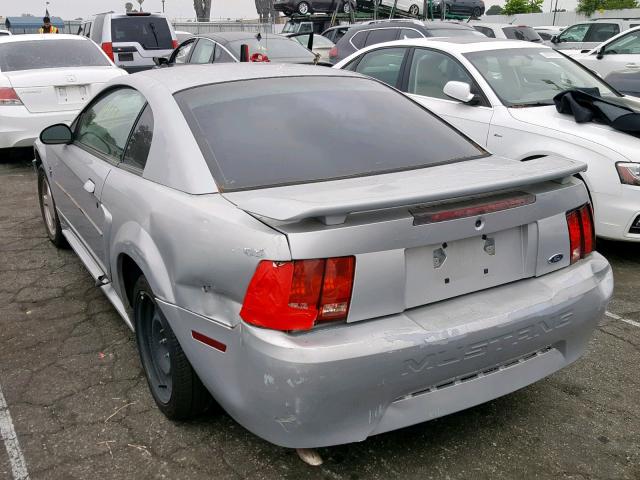 1FAFP404X2F221871 - 2002 FORD MUSTANG SILVER photo 3