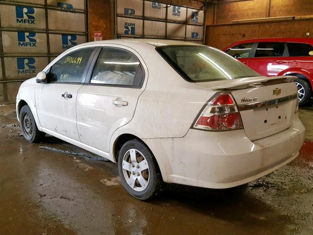 KL1TD56E09B639599 - 2009 CHEVROLET AVEO LS WHITE photo 3