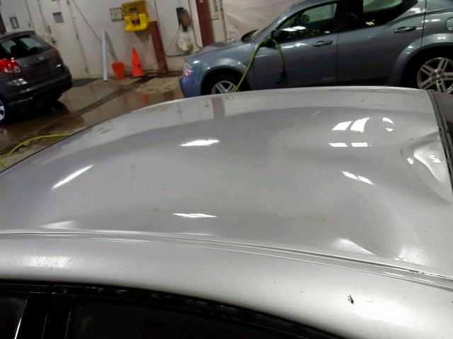 1G2WK52J03F169450 - 2003 PONTIAC GRAND PRIX SILVER photo 9