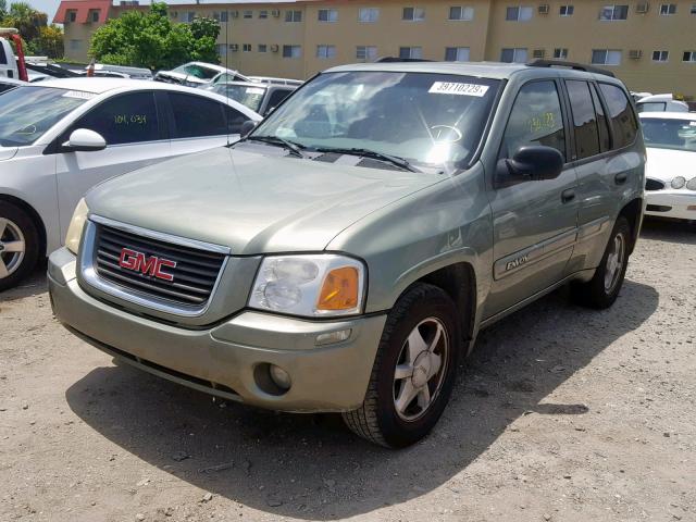 1GKDT13S032329693 - 2003 GMC ENVOY GREEN photo 2