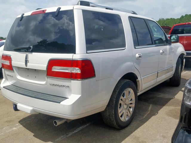5LMJJ2H57DEL01945 - 2013 LINCOLN NAVIGATOR 白色 照片 4