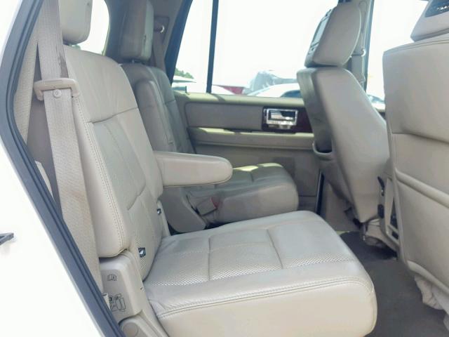 5LMJJ2H57DEL01945 - 2013 LINCOLN NAVIGATOR 白色 照片 6