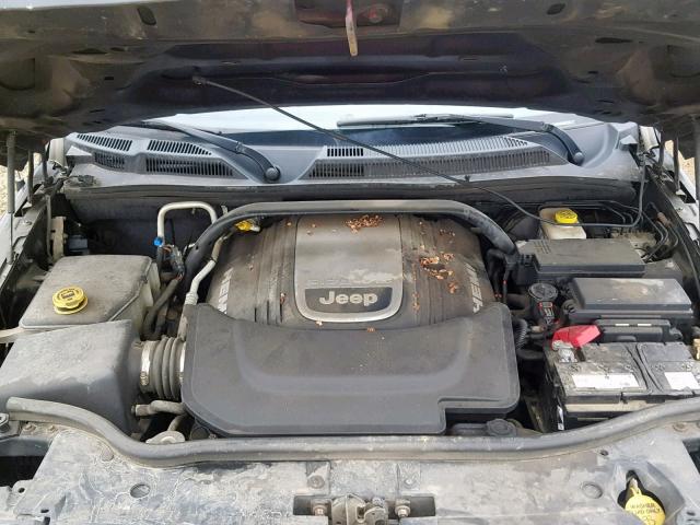 1J8HG58288C163595 - 2008 JEEP COMMANDER BLACK photo 7