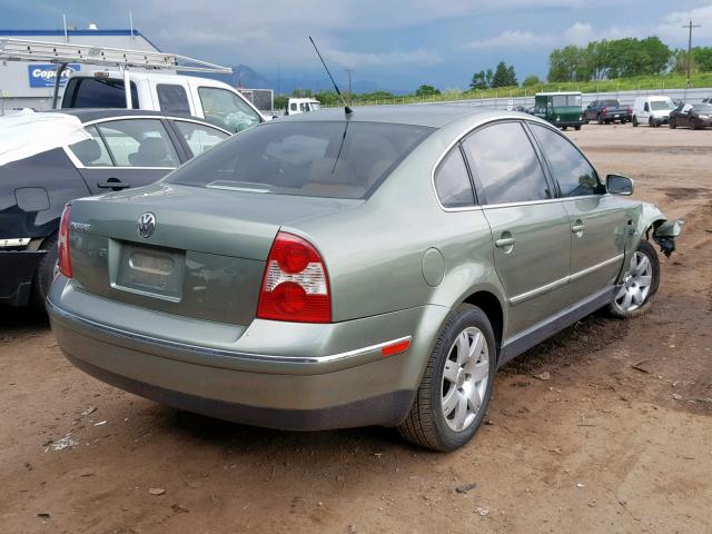 WVWRH63B62P344510 - 2002 VOLKSWAGEN PASSAT GLX GREEN photo 4