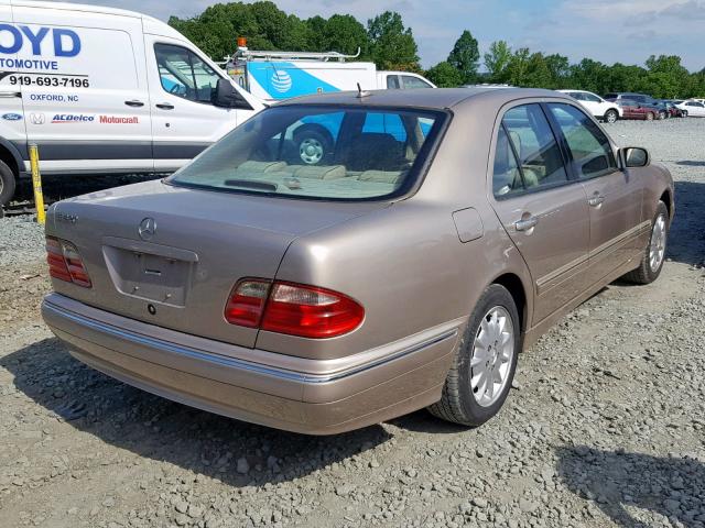 WDBJF65J1YA976803 - 2000 MERCEDES-BENZ E 320 GOLD photo 4