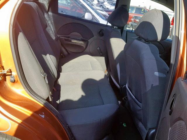 KL1TD566X6B676034 - 2006 CHEVROLET AVEO BASE Narıncı foto 6