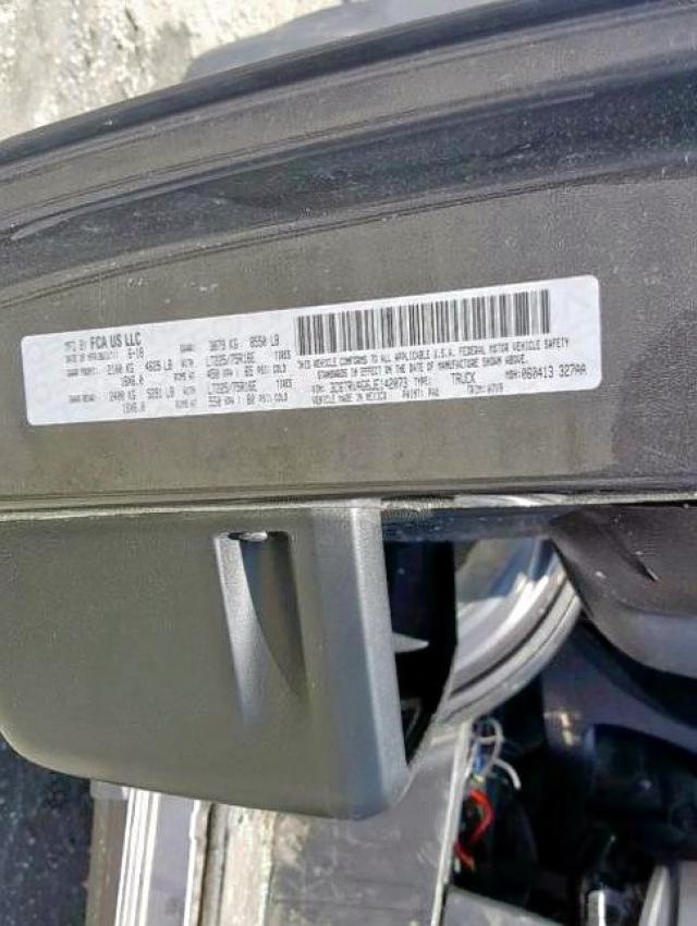 3C6TRVAG6JE142073 - 2018 RAM PROMASTER 黑色 照片 10