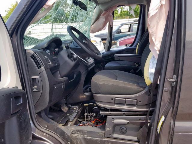 3C6TRVAG6JE142073 - 2018 RAM PROMASTER 黑色 照片 5