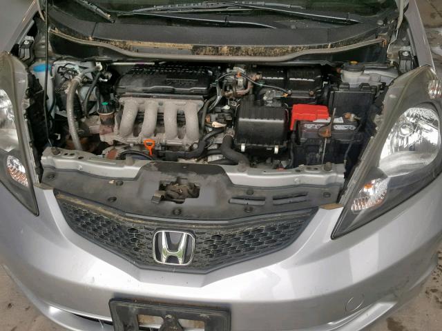 JHMGE8G38CS005324 - 2012 HONDA FIT SILVER photo 7