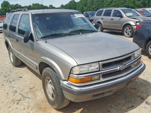 1GNDT13W8Y2128301 - 2000 CHEVROLET BLAZER TAN photo 1