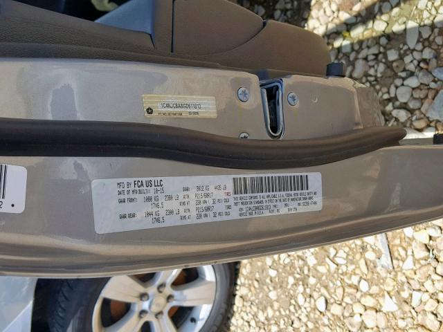 1C4NJCBA8GD611813 - 2016 JEEP COMPASS SP ვერცხლისფერი ფოტო 10