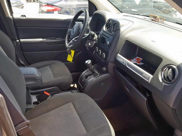 1C4NJCBA8GD611813 - 2016 JEEP COMPASS SP ვერცხლისფერი ფოტო 5