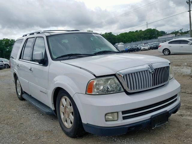 5LMFU28575LJ08267 - 2005 LINCOLN NAVIGATOR WHITE photo 1