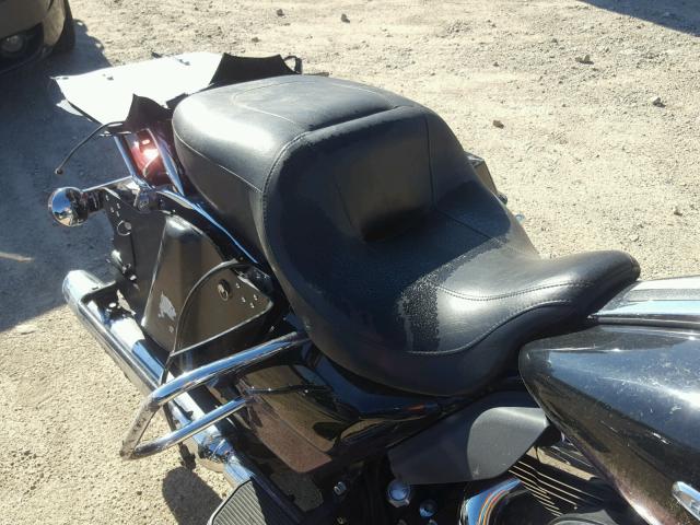 1HD1KEM18AB664131 - 2010 HARLEY-DAVIDSON FLHTK BLUE photo 6