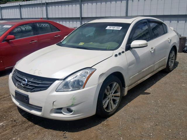 1N4BL2APXAN463894 - 2010 NISSAN ALTIMA SR WHITE photo 2