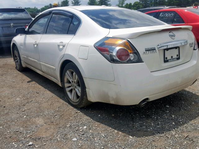 1N4BL2APXAN463894 - 2010 NISSAN ALTIMA SR WHITE photo 3