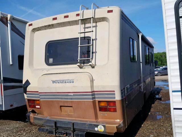 1GBKP37W3J3320773 - 1988 WINNEBAGO RV BROWN photo 4