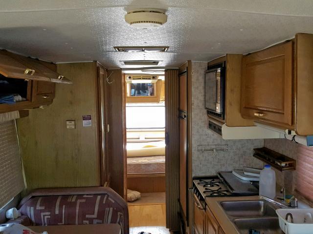 1GBKP37W3J3320773 - 1988 WINNEBAGO RV BROWN photo 6