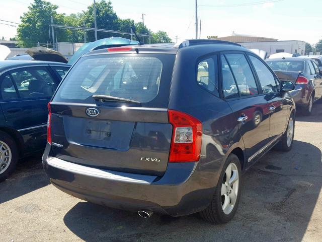 KNAFG526177121770 - 2007 KIA RONDO LX GRAY photo 4