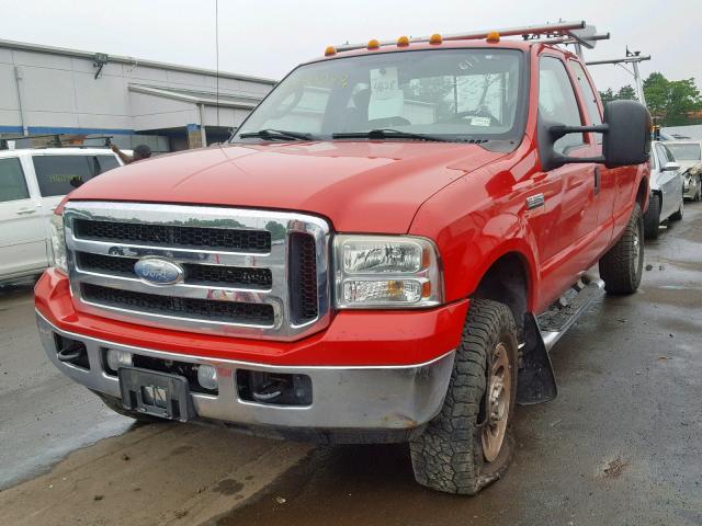 1FTWX31516EA44327 - 2006 FORD F350 SRW S RED photo 2