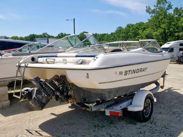 PNYUS7W7L697 - 1997 STRA BOAT WHITE photo 4