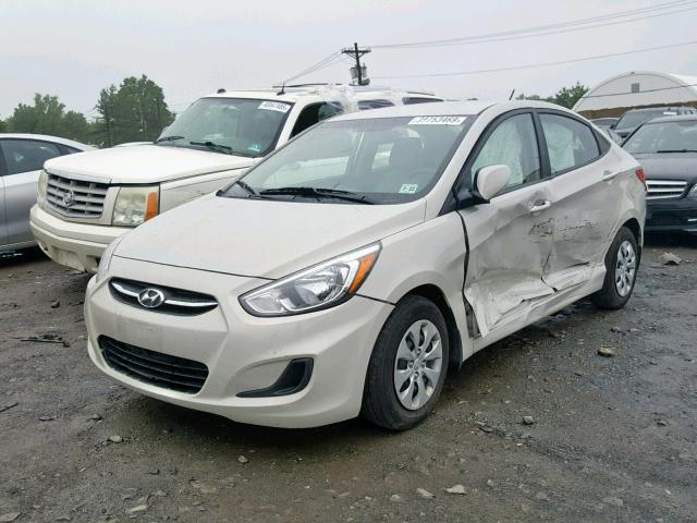 KMHCT4AE4HU264201 - 2017 HYUNDAI ACCENT SE WHITE photo 2