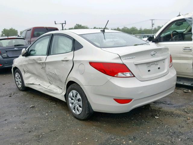 KMHCT4AE4HU264201 - 2017 HYUNDAI ACCENT SE WHITE photo 3