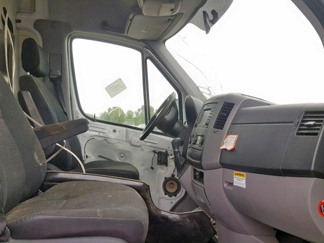 WDYPE8CC9E5886421 - 2014 FREIGHTLINER SPRINTER 2 WHITE photo 5