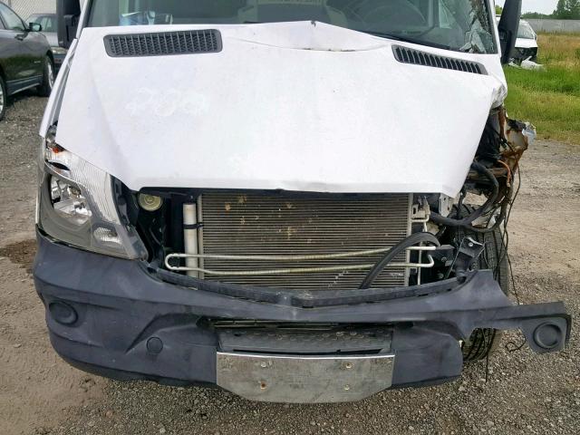 WDYPE8CC9E5886421 - 2014 FREIGHTLINER SPRINTER 2 WHITE photo 7