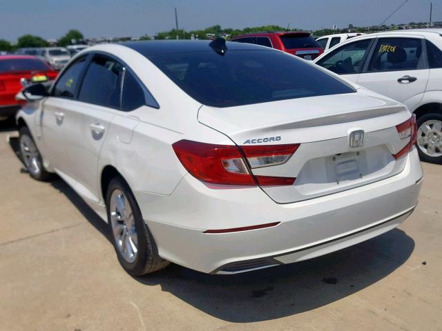 1HGCV1F17JA113428 - 2018 HONDA ACCORD LX WHITE photo 3