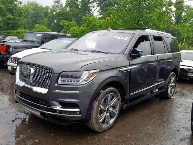 5LMJJ2LT6JEL07916 - 2018 LINCOLN NAVIGATOR GRAY photo 2