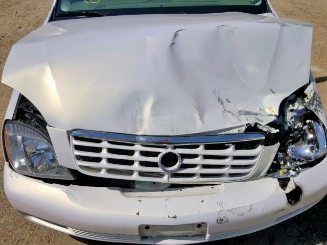 1G6KF57955U236185 - 2005 CADILLAC DEVILLE DT WHITE photo 7