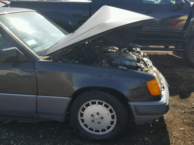 WDBEA28E5PB985276 - 1993 MERCEDES-BENZ 300 E 2.8 GRAY photo 9