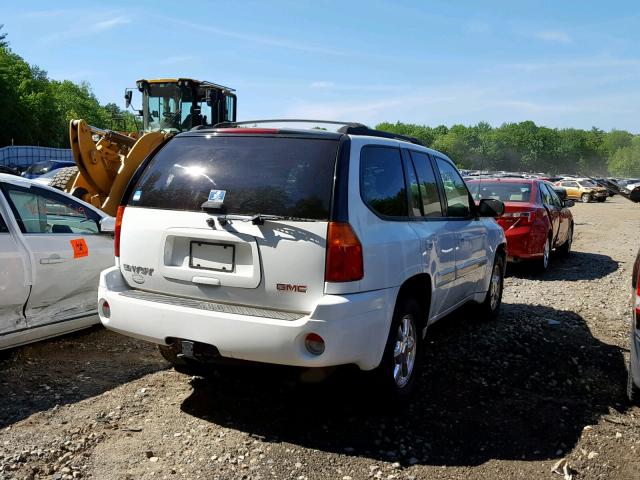 1GKDT13S042413708 - 2004 GMC ENVOY WHITE photo 4